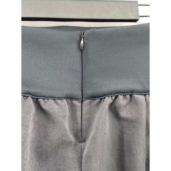 NIKE Women's Gray High-Rise Tech Side-Zip Hem Active Shorts SZ M - Picture 4 of 9